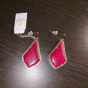 kendra scott earnings